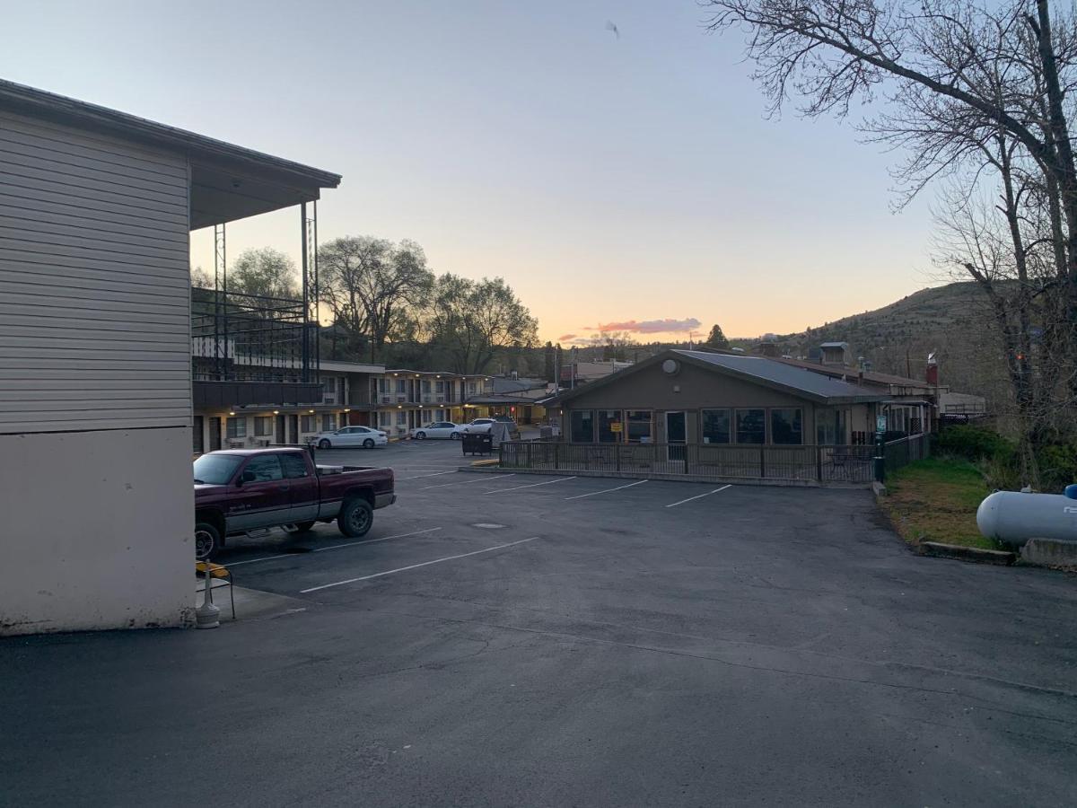 Sunset Inn - John Day Dış mekan fotoğraf